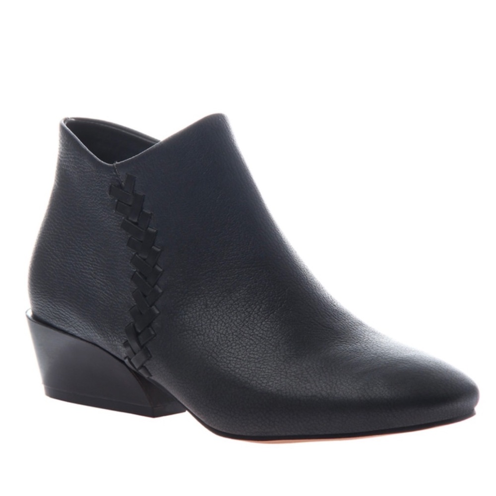 Naked Feet Women's Sz 7.5 Gray Leather Ankle Boots Side Zip Booties Peony